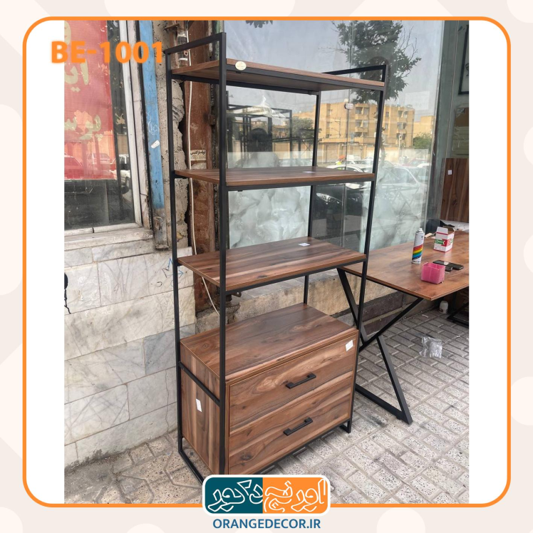 کتابخانه طرح چوب تیره با شلف دو متری به همراه کشو در پایین و در بالا کتابحانه