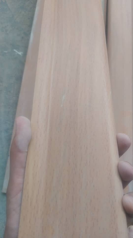 قرنیز داکتی مدرن طرح چوب جنس PVC کد AB3