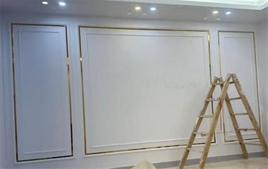 قاب بندی دیوار نئوکلاسیک